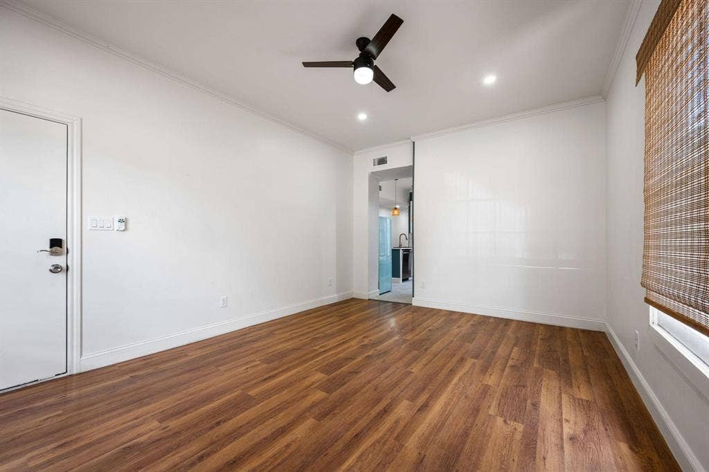 305 S Willomet Avenue, #1, Dallas, TX 75208 305 S Willomet Avenue, #1, Dallas, TX 75208