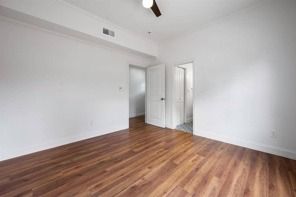 305 S Willomet Avenue, #1, Dallas, TX 75208 305 S Willomet Avenue, #1, Dallas, TX 75208