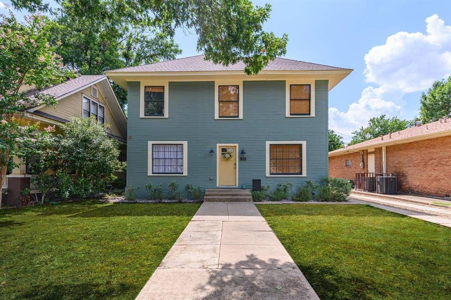 Property photo for 305 S Willomet Avenue, #1, Dallas, TX