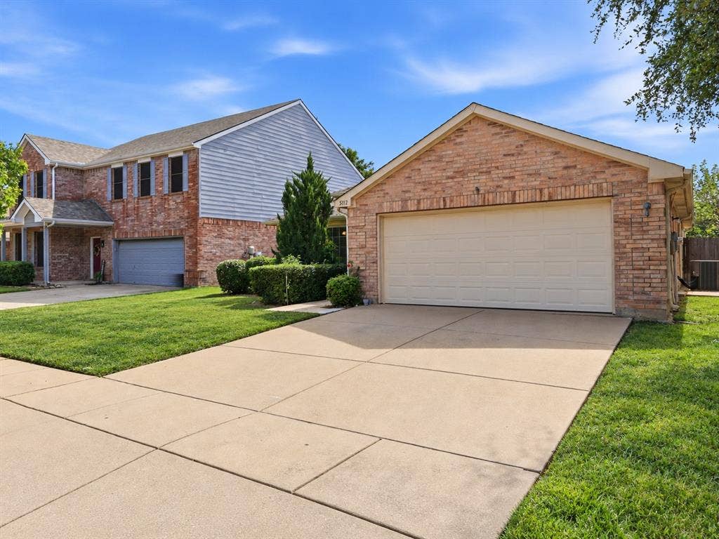 5112 Senator Drive, Fort Worth, TX 76244