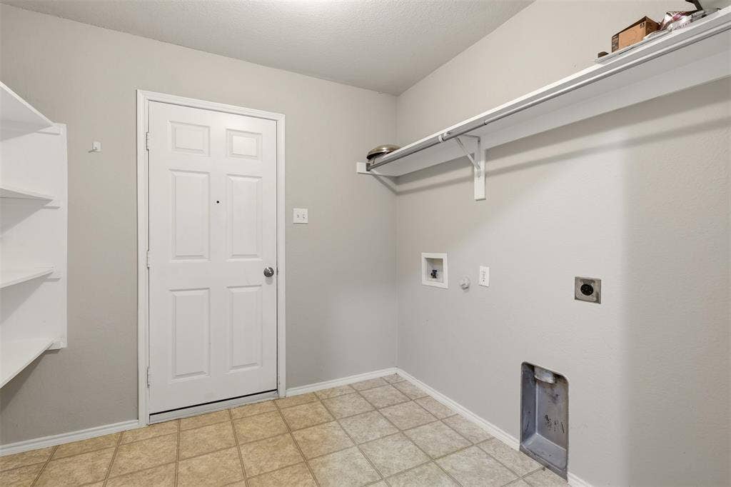 5112 Senator Drive, Fort Worth, TX 76244