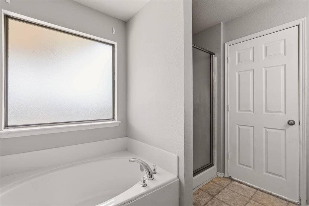 5112 Senator Drive, Fort Worth, TX 76244