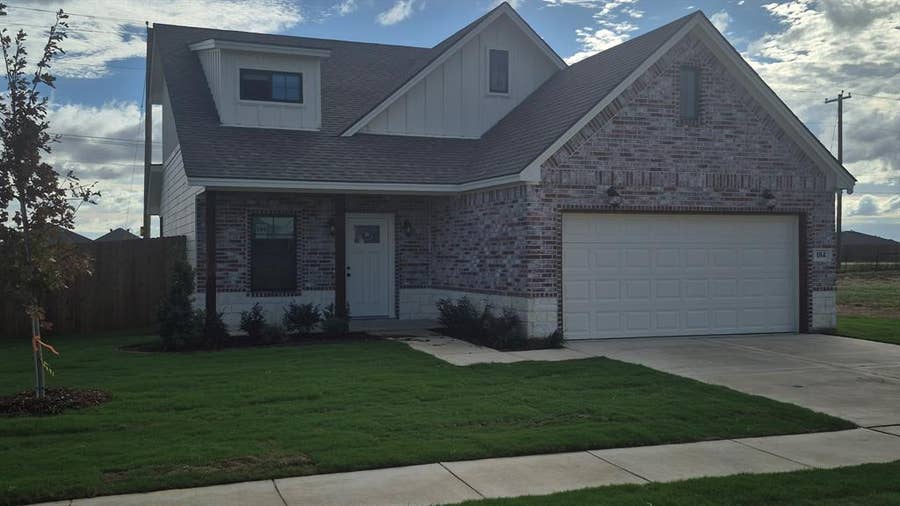 Property photo for 184 JOEL Street, Springtown, TX