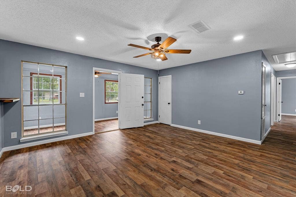 205 Lincoln Avenue, Haughton, LA 71037