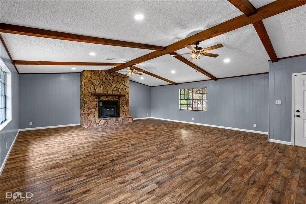 205 Lincoln Avenue, Haughton, LA 71037