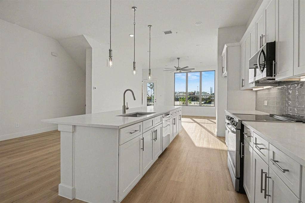 13351 Goodland Street, #101, Farmers Branch, TX 75234 13351 Goodland Street, #101, Farmers Branch, TX 75234