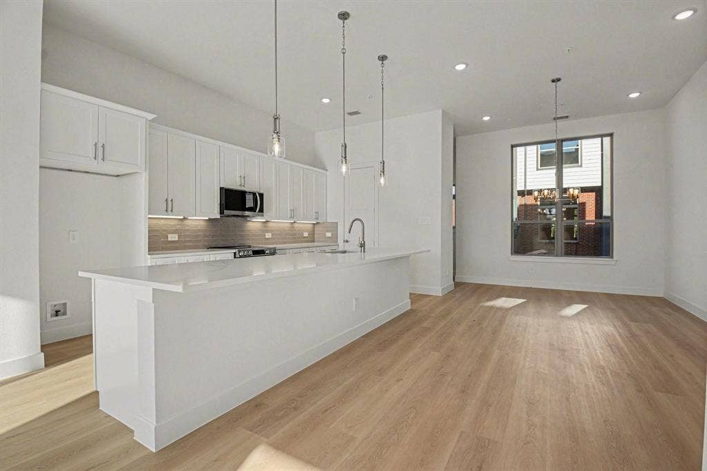 13351 Goodland Street, #101, Farmers Branch, TX 75234 13351 Goodland Street, #101, Farmers Branch, TX 75234