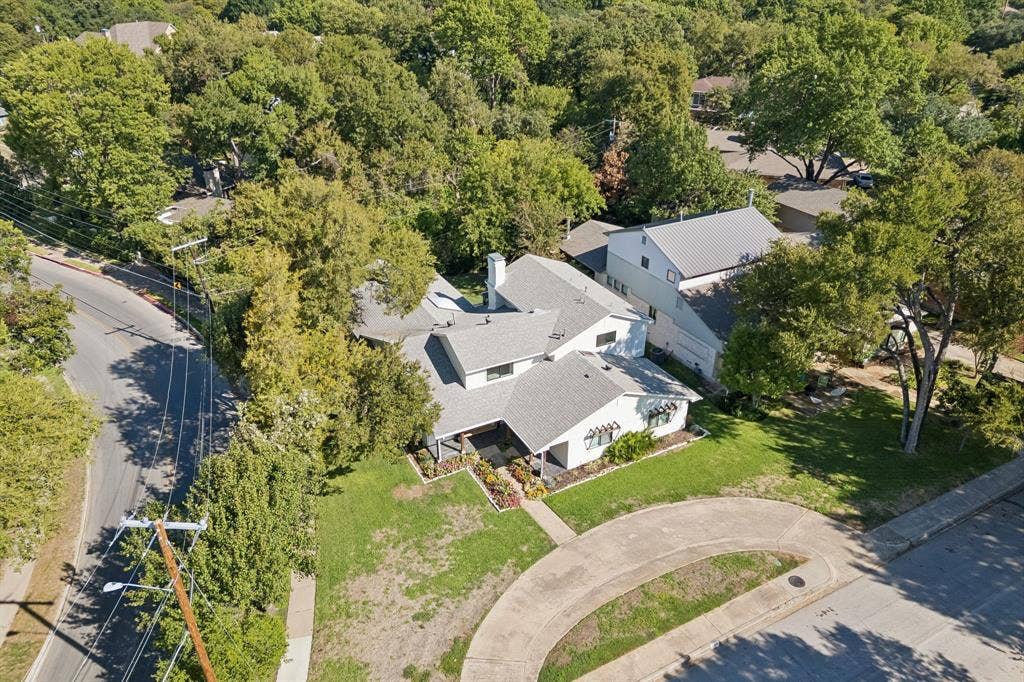 6905 Wabash Circle, Dallas, TX 75214 6905 Wabash Circle, Dallas, TX 75214