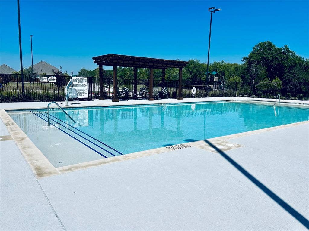 1801 Alpine Larch Lane, McKinney, TX 75071