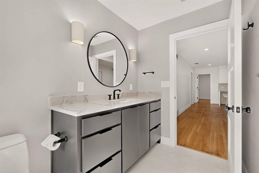 455 Hambrick Road, Dallas, TX 75218 455 Hambrick Road, Dallas, TX 75218
