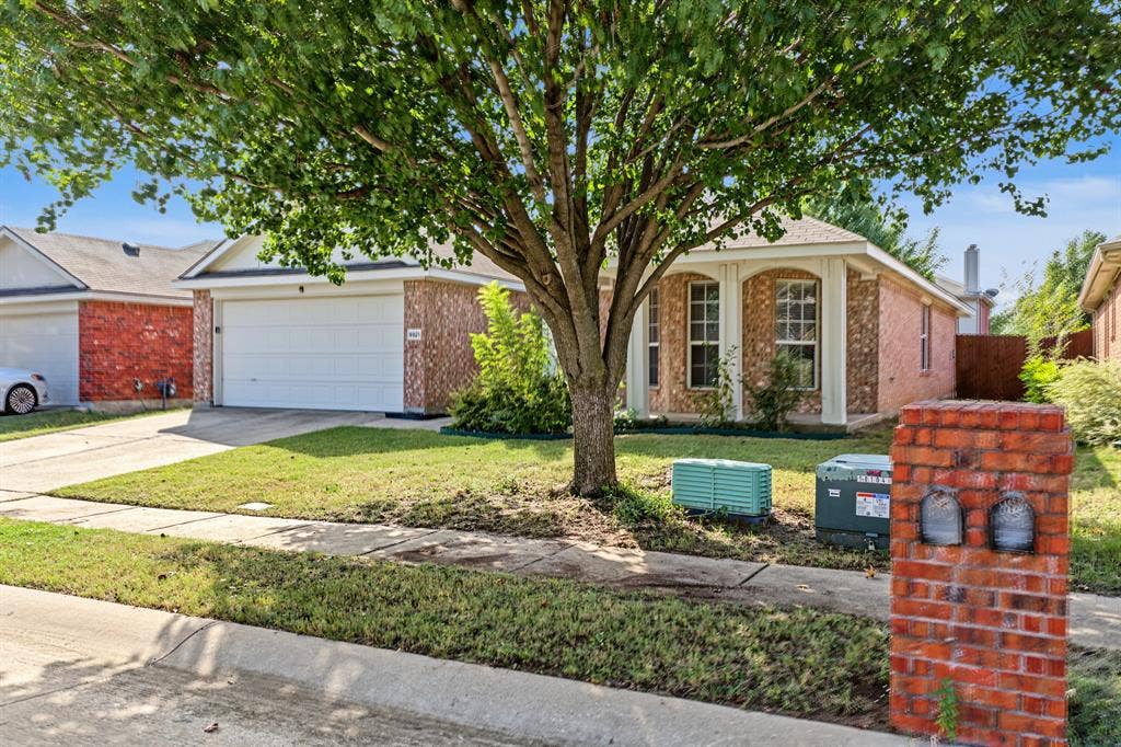 9921 Carter Drive, McKinney, TX 75072 9921 Carter Drive, McKinney, TX 75072