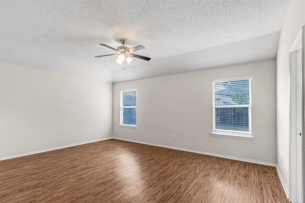 9921 Carter Drive, McKinney, TX 75072 9921 Carter Drive, McKinney, TX 75072