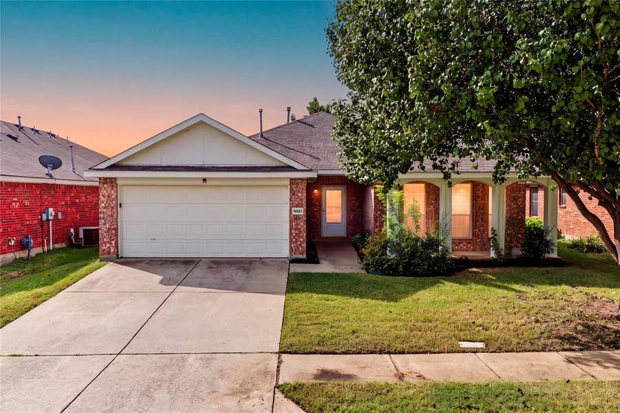 Property photo for 9921 Carter Drive, McKinney, TX