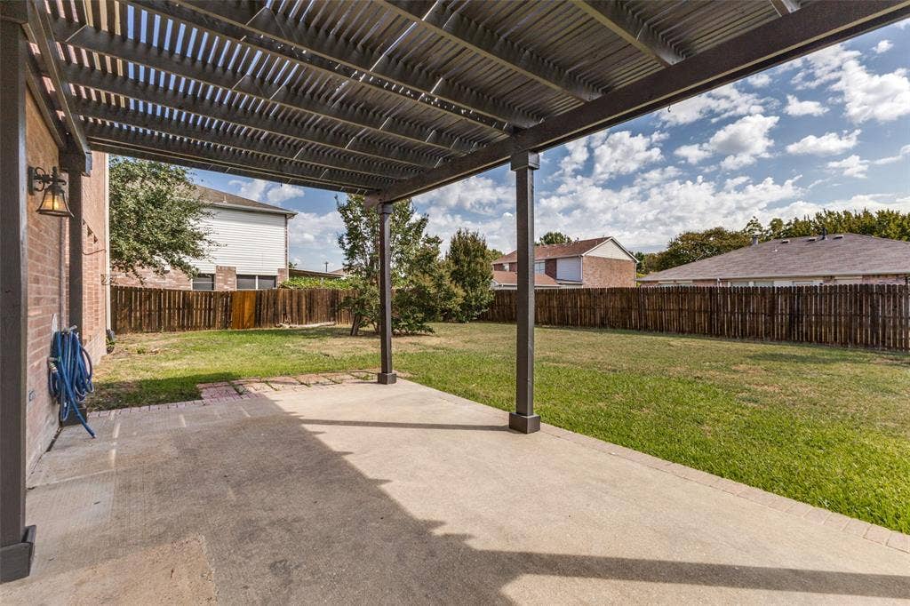 4510 Lake Haven Drive, Rowlett, TX 75088 4510 Lake Haven Drive, Rowlett, TX 75088