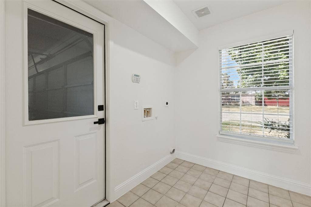4510 Lake Haven Drive, Rowlett, TX 75088 4510 Lake Haven Drive, Rowlett, TX 75088