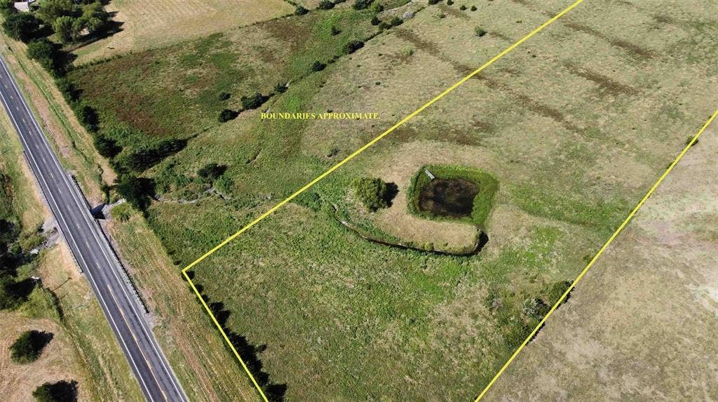 TBD TRACT 2 HIGHWAY 34, Wolfe City, TX 75496 TBD TRACT 2 HIGHWAY 34, Wolfe City, TX 75496