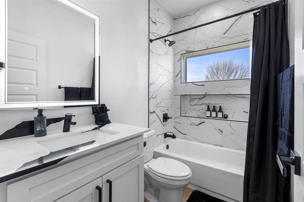1509 S Barry Avenue, Dallas, TX 75223