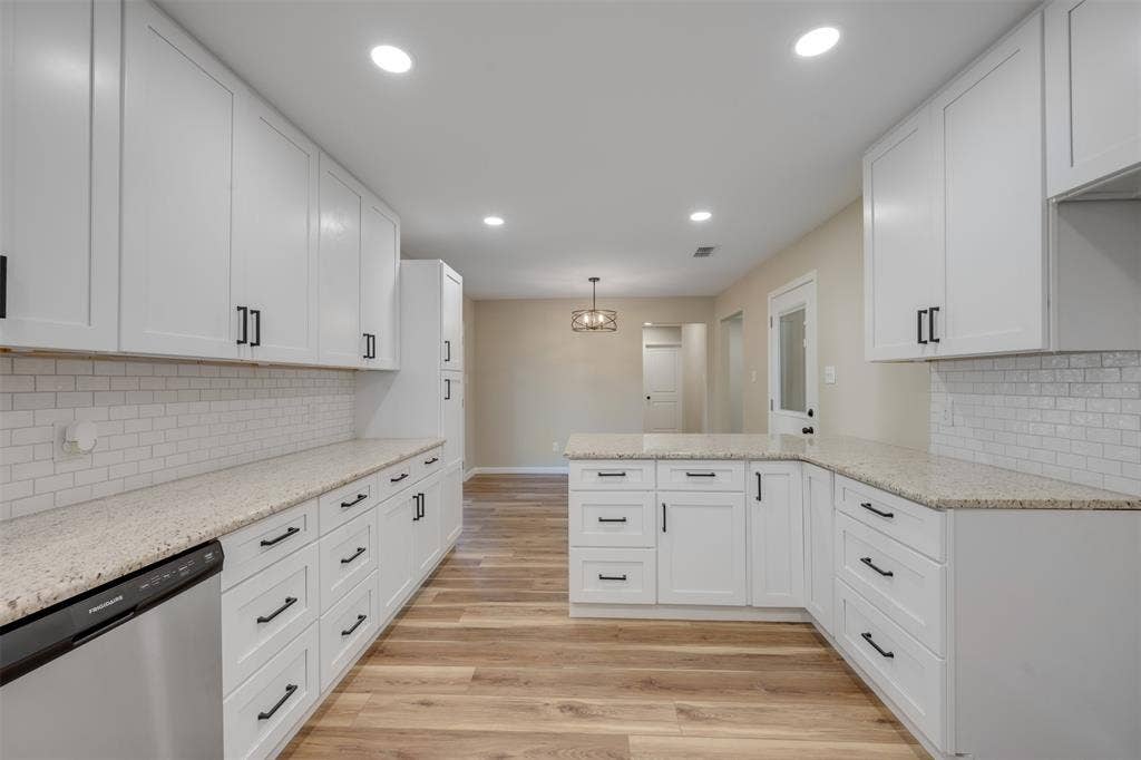3102 Faith Lane, Tyler, TX 75701 3102 Faith Lane, Tyler, TX 75701
