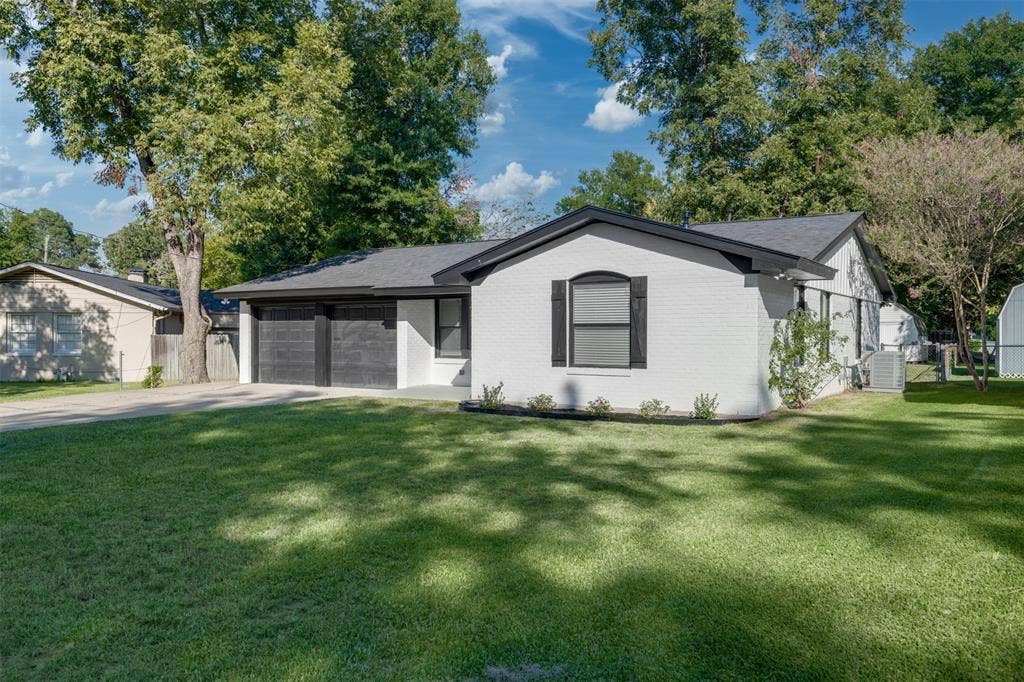 3102 Faith Lane, Tyler, TX 75701 3102 Faith Lane, Tyler, TX 75701