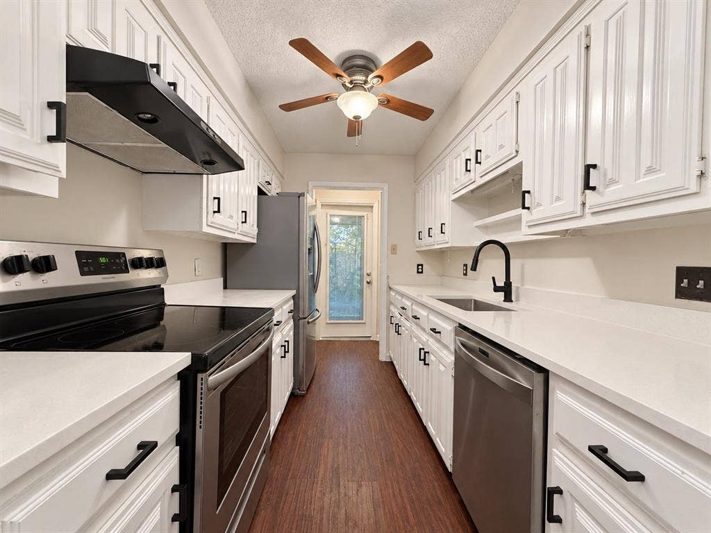 219 Mccarley Place, McKinney, TX 75071 219 Mccarley Place, McKinney, TX 75071