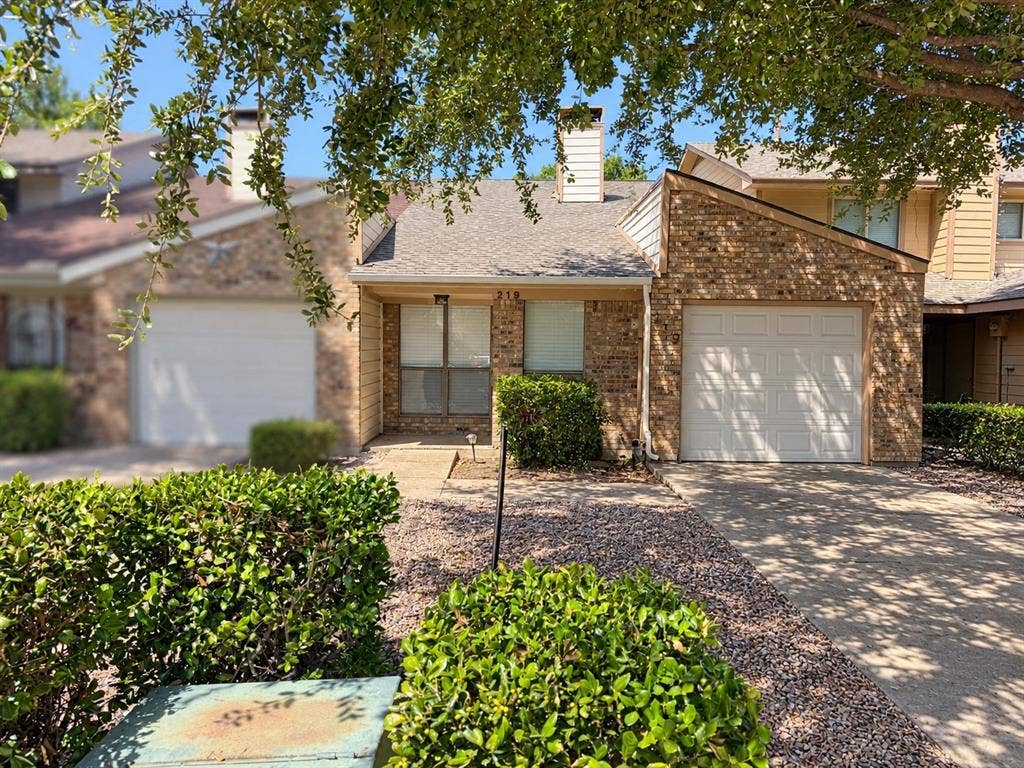 219 Mccarley Place, McKinney, TX 75071 219 Mccarley Place, McKinney, TX 75071