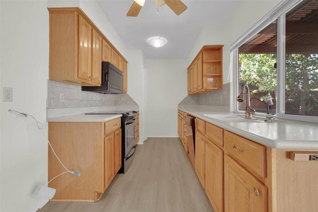 1525 Meandering Way, Garland, TX 75040 1525 Meandering Way, Garland, TX 75040