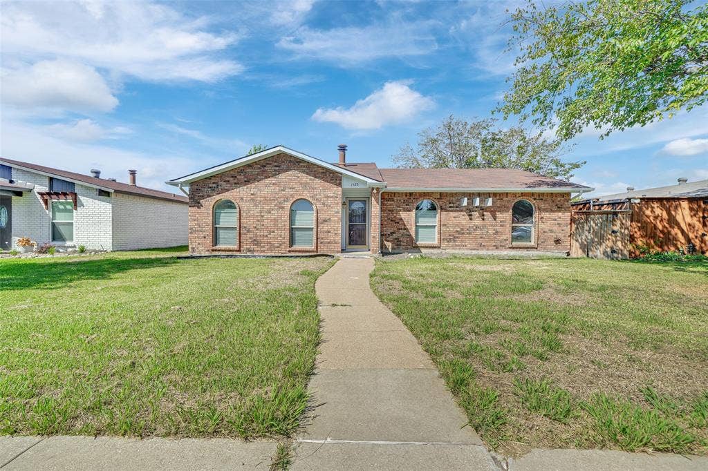 1525 Meandering Way, Garland, TX 75040 1525 Meandering Way, Garland, TX 75040