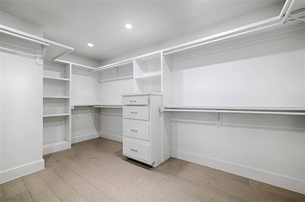 2909 Pacific Court, Irving, TX 75062