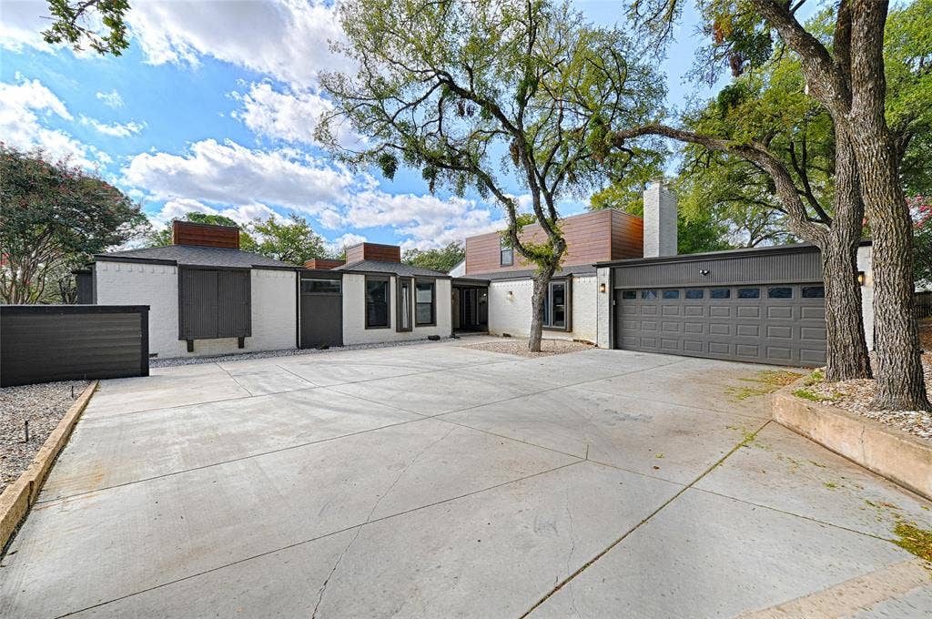 2909 Pacific Court, Irving, TX 75062
