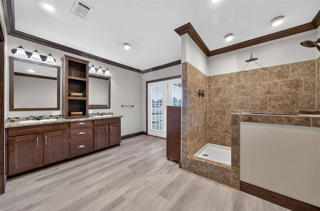 21138 CR 4202, Chandler, TX 75758 21138 CR 4202, Chandler, TX 75758