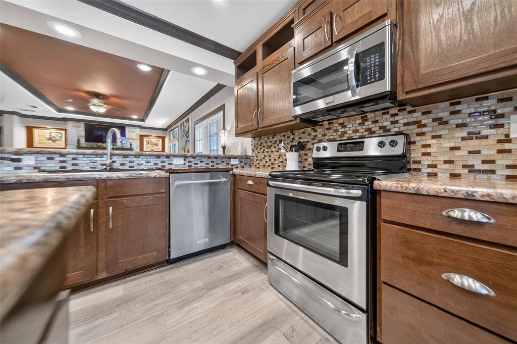21138 CR 4202, Chandler, TX 75758 21138 CR 4202, Chandler, TX 75758