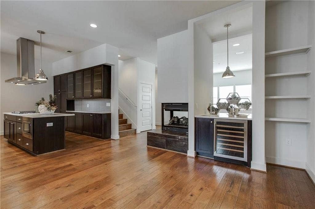 2525 State Street, #1117, Dallas, TX 75201 2525 State Street, #1117, Dallas, TX 75201