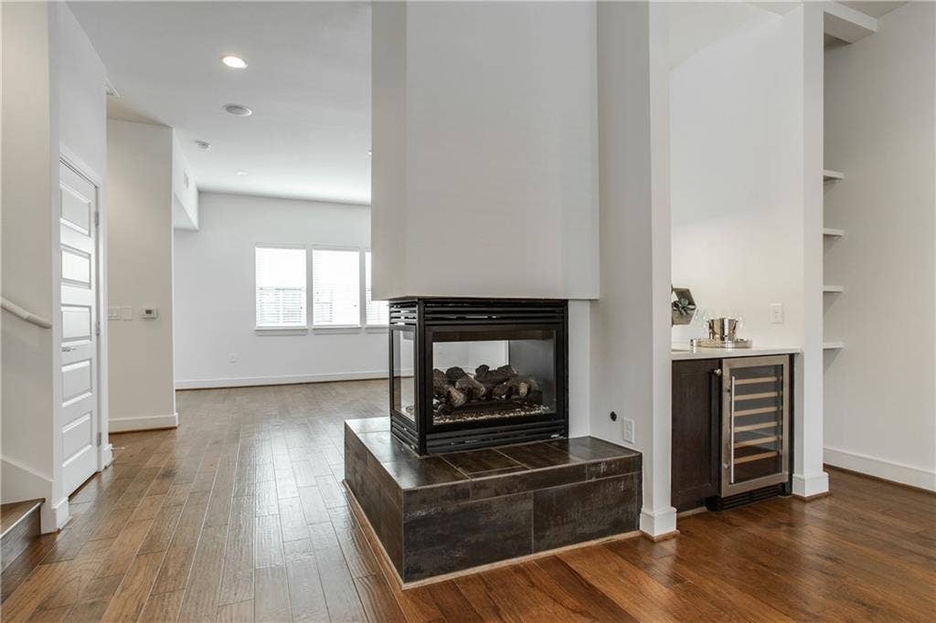 2525 State Street, #1117, Dallas, TX 75201 2525 State Street, #1117, Dallas, TX 75201