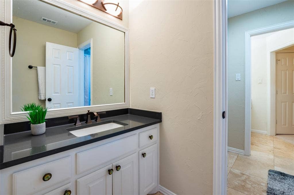 5801 Broadmoor Drive, Plano, TX 75093 5801 Broadmoor Drive, Plano, TX 75093