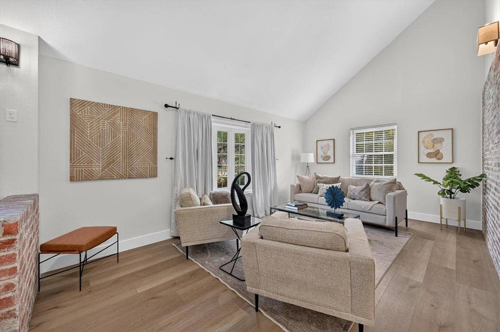 4105 Hartwood Drive, Fort Worth, TX 76109