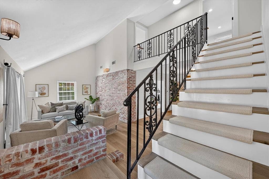 4105 Hartwood Drive, Fort Worth, TX 76109