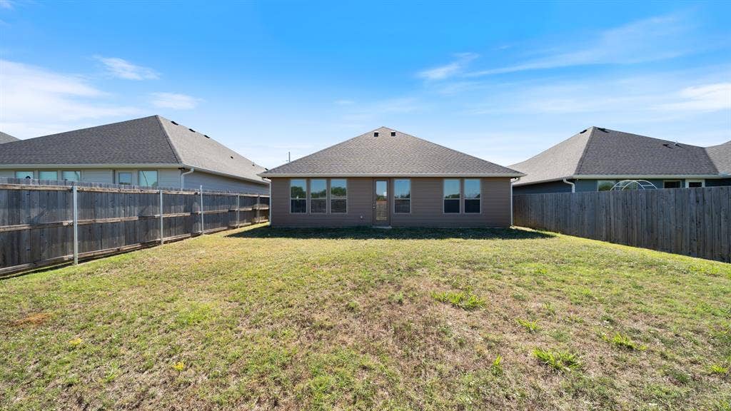 347 Preston Road, Mabank, TX 75147
