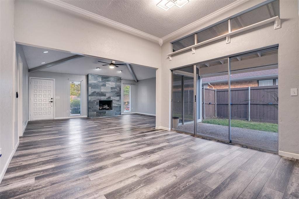 411 Fireside Drive, Richardson, TX 75081 Open Living Area with Access to 2nd Patio