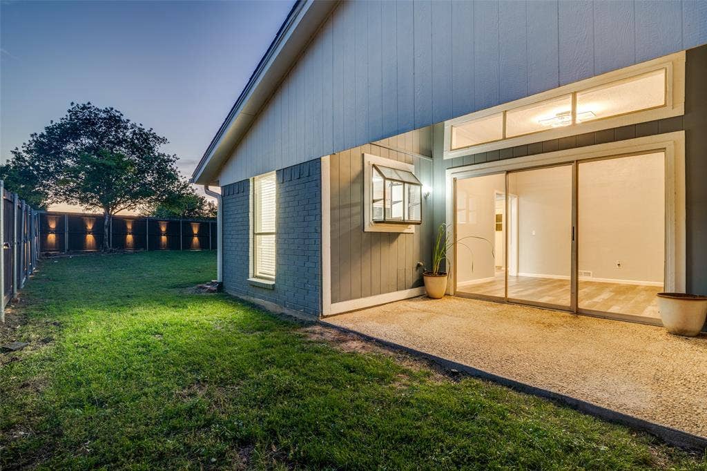 411 Fireside Drive, Richardson, TX 75081 2nd Covered Patio with Main Living Access