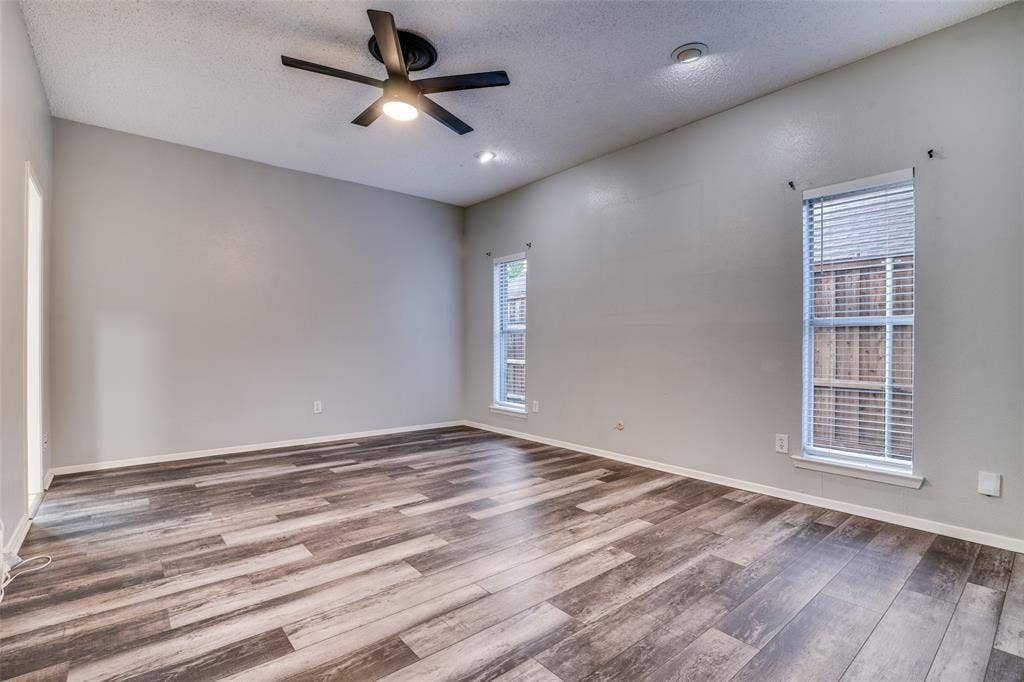 411 Fireside Drive, Richardson, TX 75081 Primary Bedroom