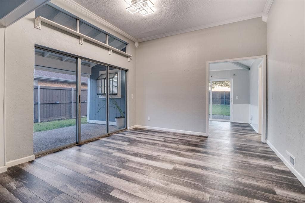 411 Fireside Drive, Richardson, TX 75081 Open Living Area with Access to 2nd Patio