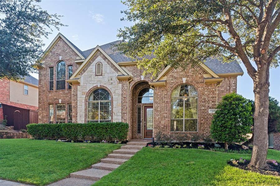 Property photo for 1380 Riverside Oaks Drive, Rockwall, TX