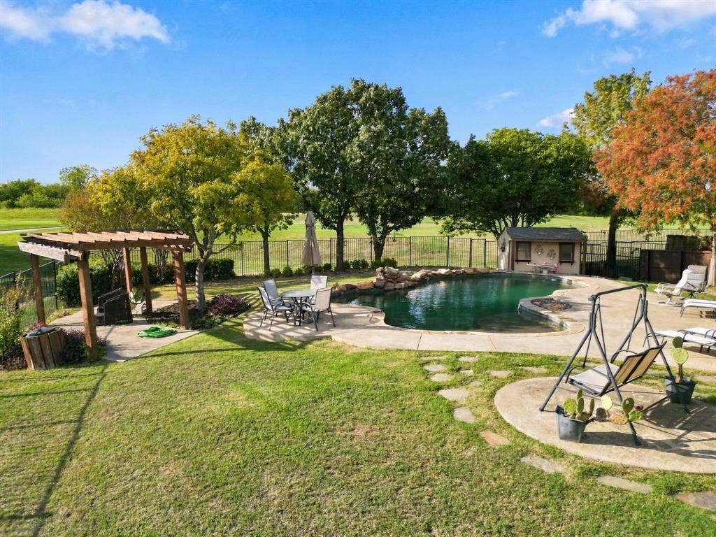 10717 Wolfcreek Lane, Rowlett, TX 75089 10717 Wolfcreek Lane, Rowlett, TX 75089