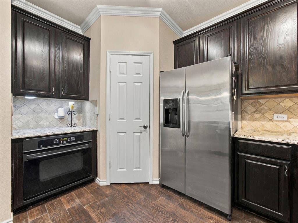 10717 Wolfcreek Lane, Rowlett, TX 75089 10717 Wolfcreek Lane, Rowlett, TX 75089