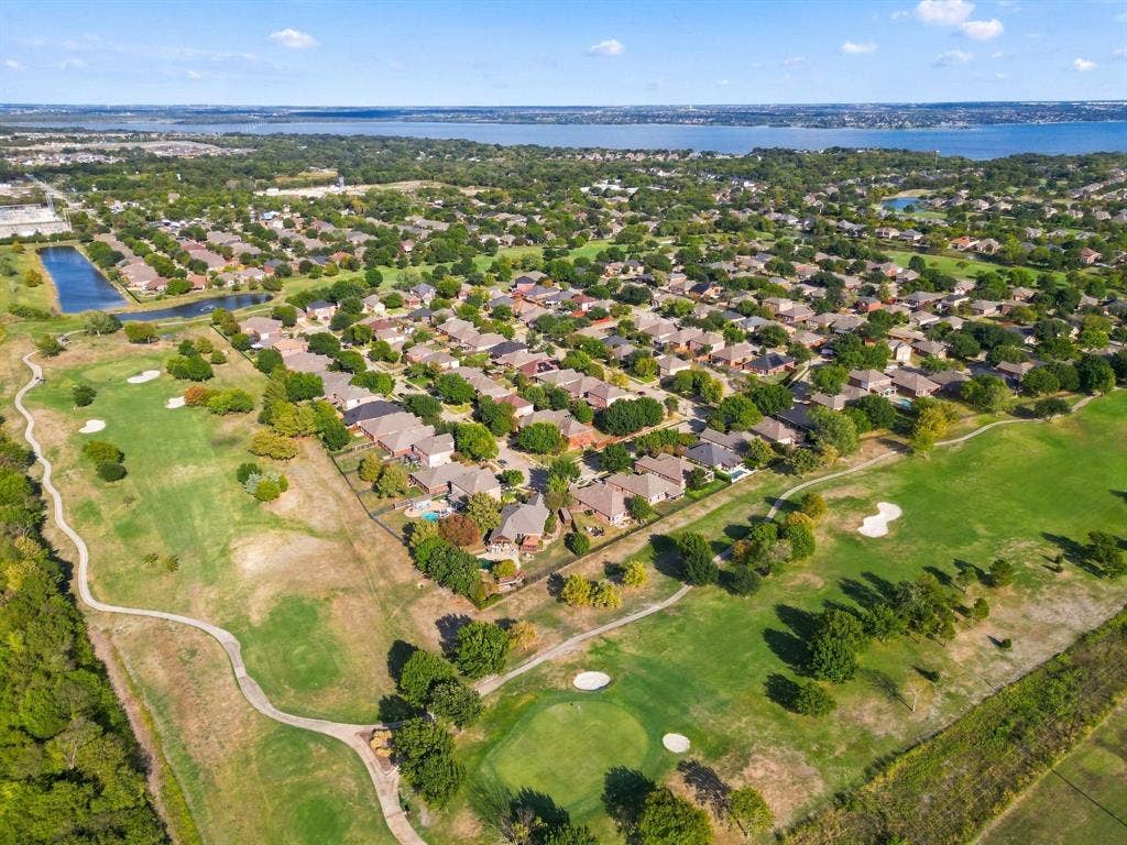 10717 Wolfcreek Lane, Rowlett, TX 75089 10717 Wolfcreek Lane, Rowlett, TX 75089