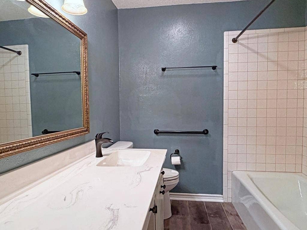 1006 Bel Air Drive, Athens, TX 75751 1006 Bel Air Drive, Athens, TX 75751
