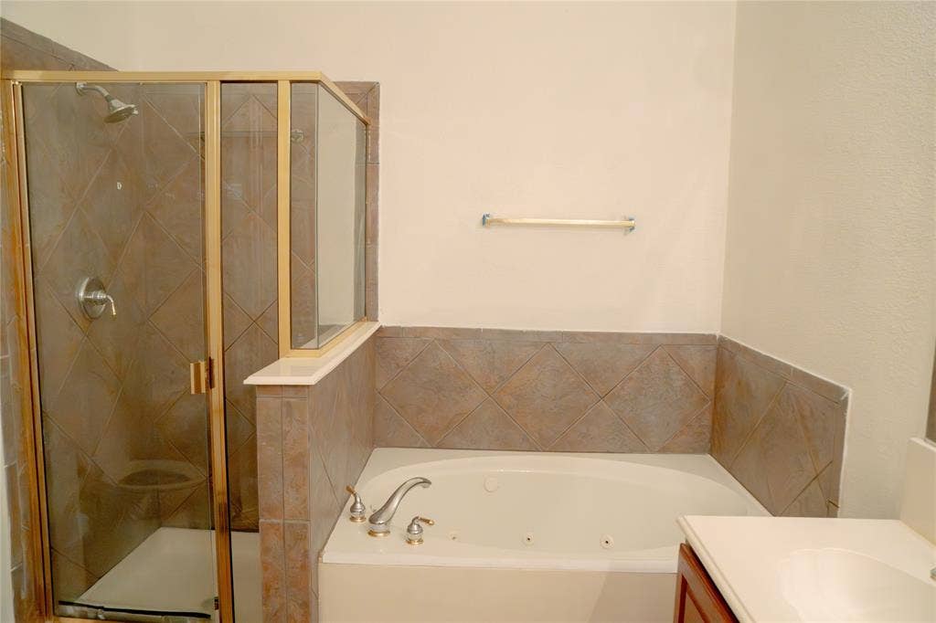 1730 Mineral Springs Drive, Allen, TX 75002 1730 Mineral Springs Drive, Allen, TX 75002