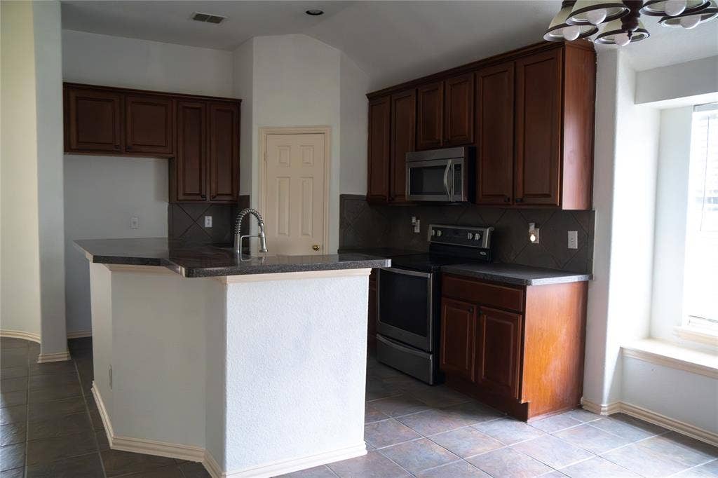 1730 Mineral Springs Drive, Allen, TX 75002 1730 Mineral Springs Drive, Allen, TX 75002