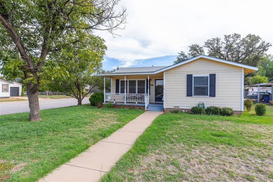 Property photo for 941 Shelton Street, Abilene, TX
