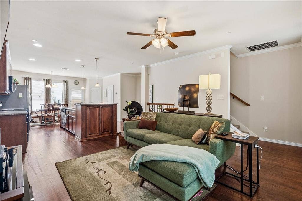 2500 Rockbrook Drive, #C27, Lewisville, TX 75067